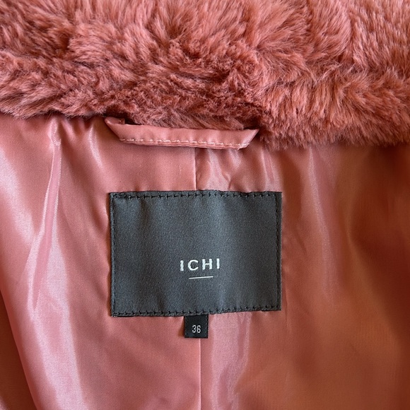 ICHI | Tavana Plush Faux Fur Coat - Picture 6 of 7